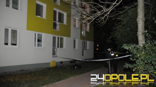 66-latka wyskoczyła z okna na Chabrach