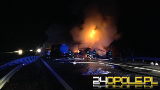 Tragiczny karambol na autostradzie A4, samochody stanęły w płomieniach