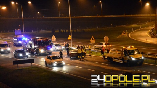 Trzy auta zderzyły się na A4, sprawca zapłaci 1000 zł mandatu