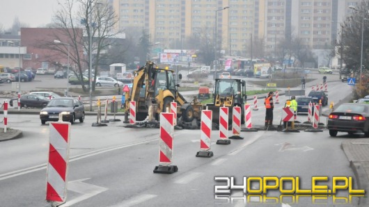 Na Zaodrzu powstaje nowe rondo