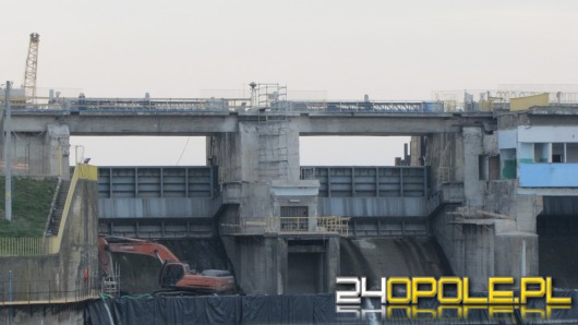 Decyzja środowiskowa unieważniona, remont tamy trwa dalej