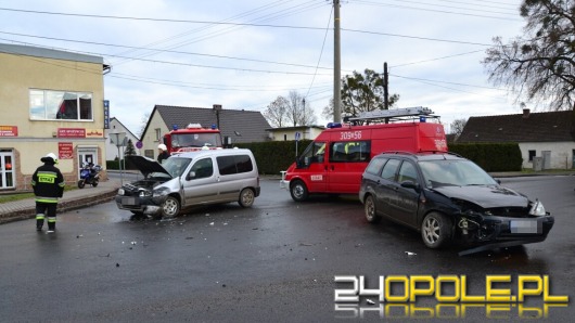 Ford i citroen zderzyły się w Popielowie