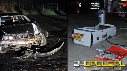 Kierowca BMW wjechał w dystrybutor gazu na stacji paliw