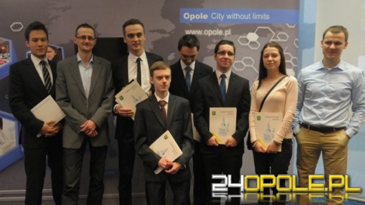 Stypendia prezydenta dla studentów rozdane