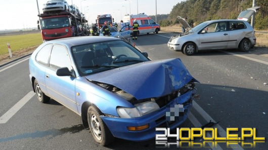 Kolejny wypadek podczas zawracania na obwodnicy