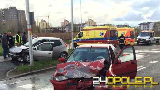 Honda i fiat zderzyły się na Alei Solidarności