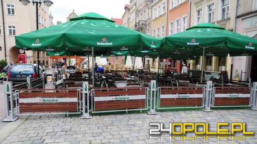 Opole obniżyło opłaty za ogródki piwne w Rynku
