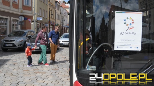 Opolanie zwiedzali eurobusem unijne inwestycje