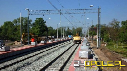 Remont torów na trasie Opole - Fosowskie z opóźnieniami