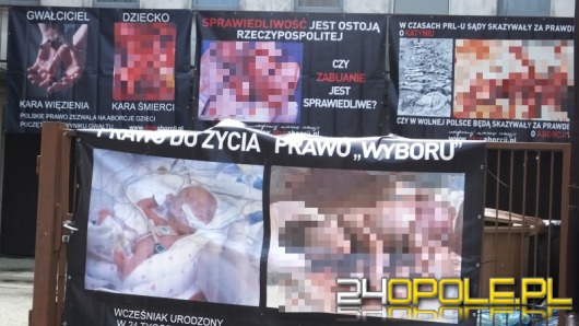 Kontrowersyjna wystawa o aborcji w Kędzierzynie-Koźlu