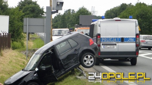 19-letni sprawca wypadku uciekł. Zatrzymała go policja.