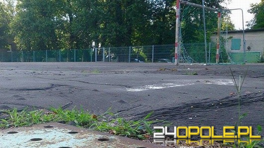 Koniec z asfaltowymi boiskami? Ratusz szykuje serię inwestycji.