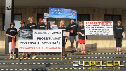 Protestowali przeciwko likwidacji "Aleksandrówki"