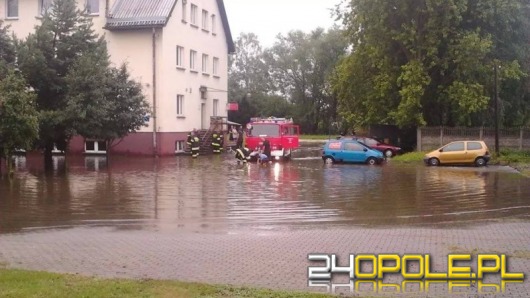 Nawałnice na Opolszczyźnie. Strażacy usuwają szkody.