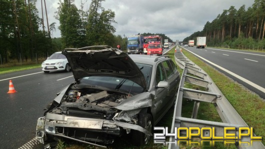 Wystrzał opony w ciężarówce powodem zderzenia na A4