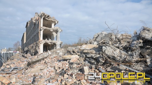 Rozpoczęło się wyburzanie magazynów przy ul. Wspólnej