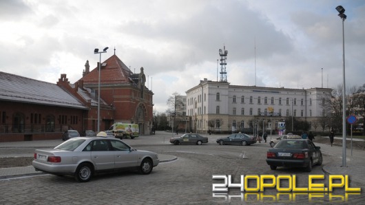 Postój taksówek pod dworcem ma być na wyłączność