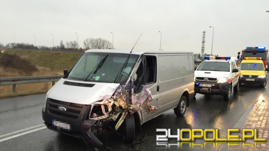 Pogorszyła się pogoda, kierowcy są mniej uważni