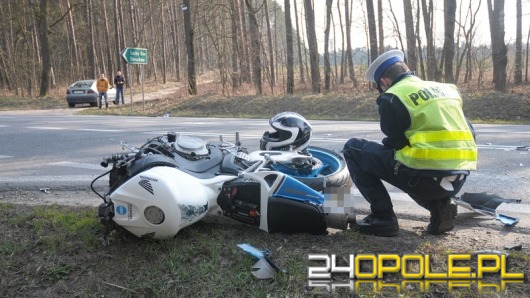 Motocykl zderzył się z volkswagenem na ul. Strzeleckiej