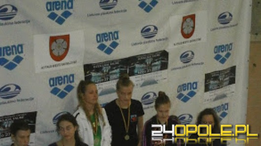 Młodzi pływacy MKS Zryw zdobyli na Litwie 8 medali