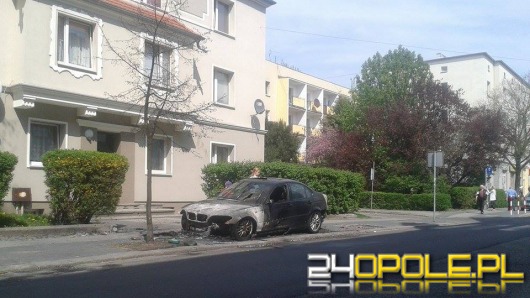 Ktoś podpalił BMW w centrum Opola