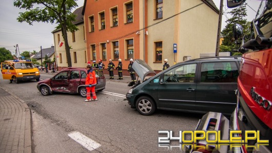 Wypadek na ul. Grudzickiej. Jedna osoba ranna.