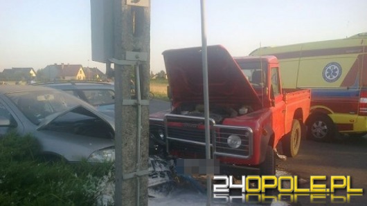 Trzy auta zderzyły się w Tarnowie Opolskim