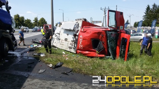 Groźny wypadek wozu strażackiego w Kluczborku