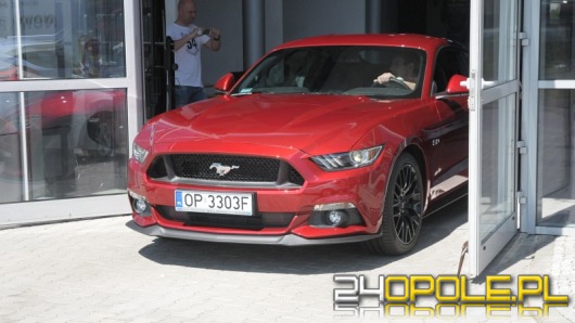 Pierwszy Mustang w Polsce wyjechał z opolskiego salonu Forda