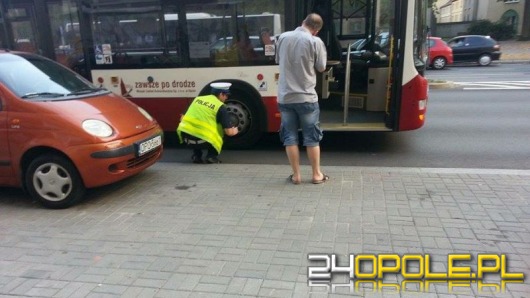 Zderzenie rowerzysty z autobusem MZK w centrum Opola