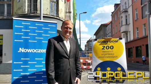 Witold Zembaczyński: Zabytkowa kamienica dla organizacji pozarządowych