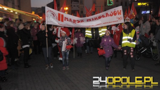 Ulicami Opola przeszedł II Marsz Mikołajów