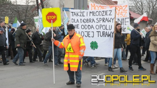 Mieszkańcy gminy Dobrzeń Wielki protestowali blokując drogi