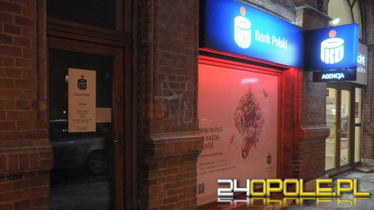 Napad na bank na Placu Piłsudskiego w Opolu