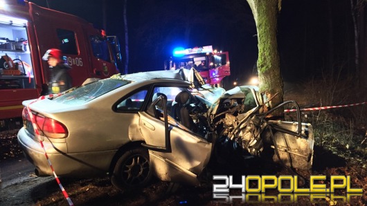 Pijany kierowca spowodował wypadek pod Jełową. Cztery osoby ranne.