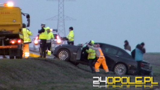W limuzynie prezydenta Andrzeja Dudy podczas jazdy autostradą pękła opona