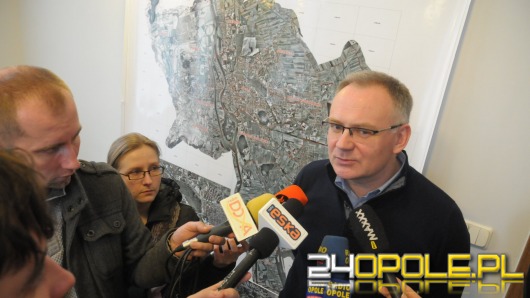Pietrucha: W gminach nie przyjmowano ankiet od zwolenników większego Opola
