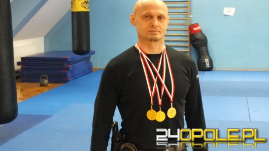 Opolski policjant z trzema złotymi medalami w pływaniu