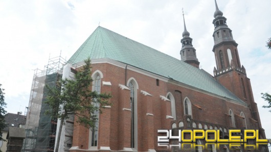 Zobacz jak postępują prace przy renowacji Katedry Opolskiej