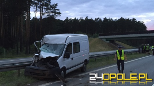 Ukrainiec spowodował wypadek na A4. Jedna osoba ranna.