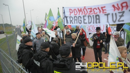 Kongres Samorządowy w cieniu protestów przeciwko Dużemu Opolu