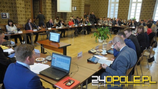 Duże Opole. Miasto przekaże blisko 12 mln zł na wsparcie dwóch gmin.