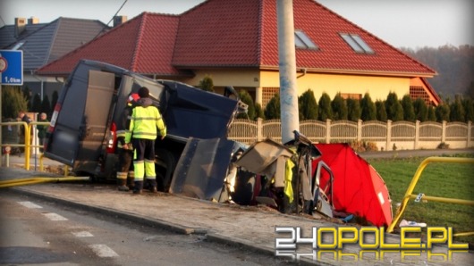 Więcej pasażerów niż miejsc. Nowe informacje po tragicznym wypadku busa.