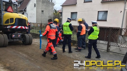 Koparka potrąciła robotnika, trafił do szpitala