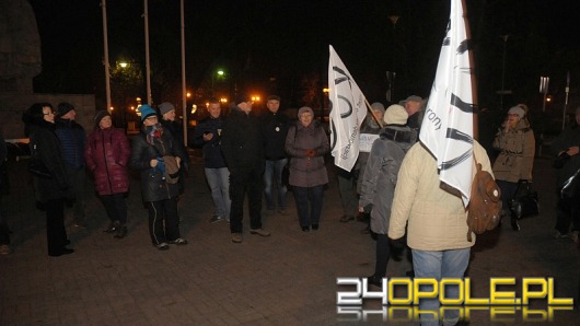 Opolanie manifestowali w obronie wolnych mediów