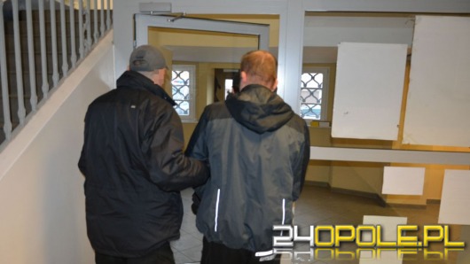 Kradli akumulatory, usłyszeli już zarzuty