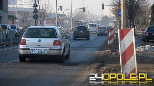 Uwaga kierowcy i piesi! W poniedziałek ruszy przebudowa ulicy Niemodlińskiej.