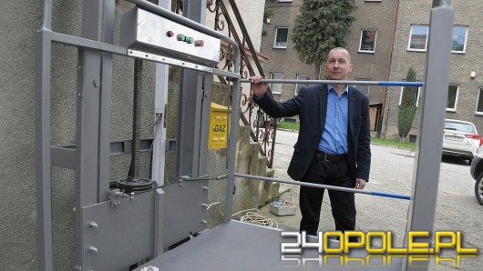 Niepełnosprawni będą mieli windę. Pomogli piłkarze Reprezentacji Polski.