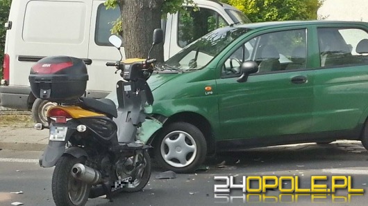 Zderzenie skutera z matizem. Kierowca skutera nietrzeźwy