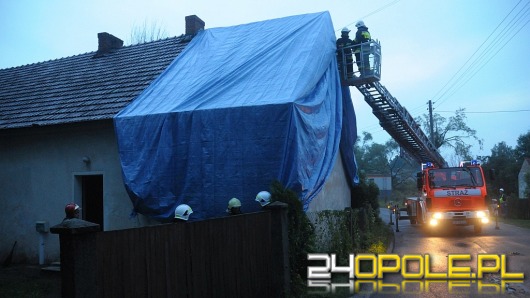 Nawałnica uszkodziła dachy w Kolanowicach. Wieś bez prądu